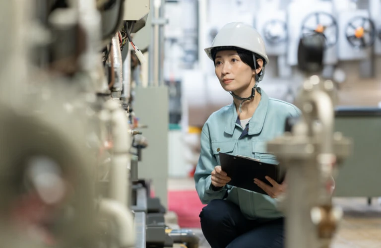 新卒学生も安心！埼玉で女性が挑戦する電気工事の仕事